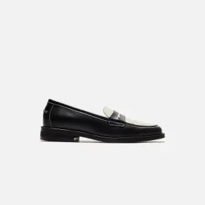 DUKE   DEXTER WMNS Wilde Penny Loafer - Black / White