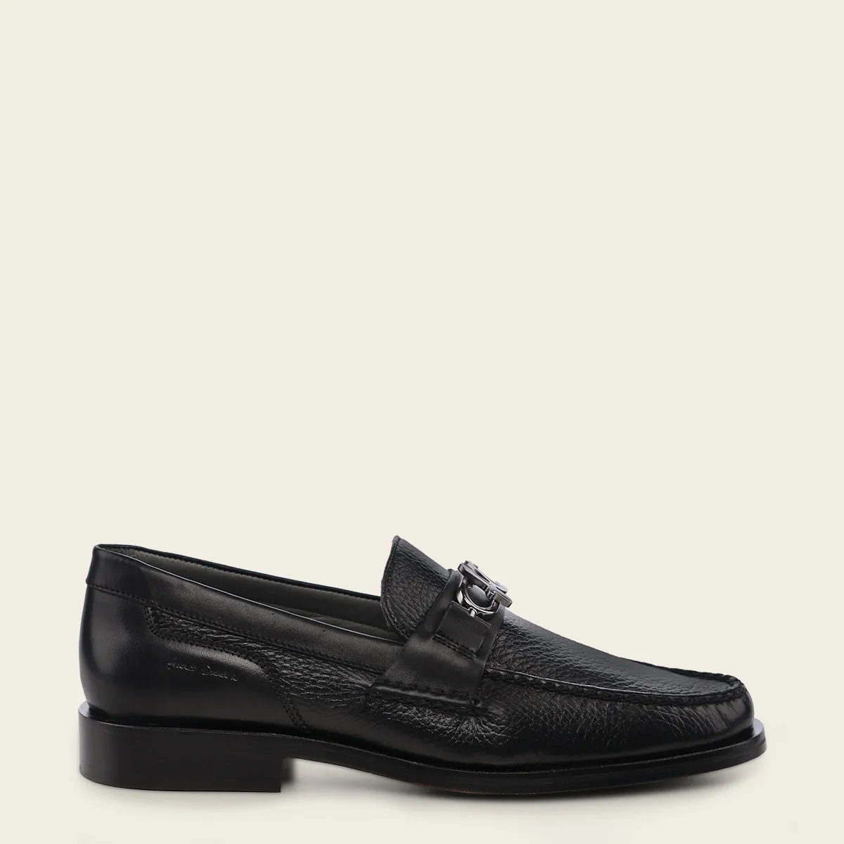 Formal deer black mocasin shoe