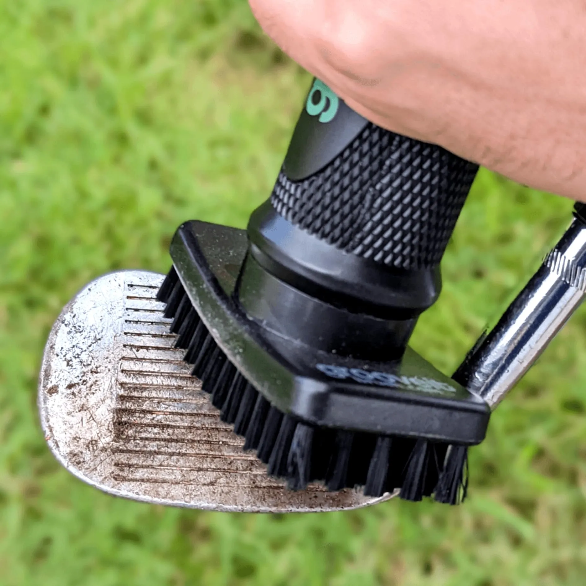 Grooveit The Wet Club Scrub Golf Water Brush 3 Year Warranty Design Long Lasting