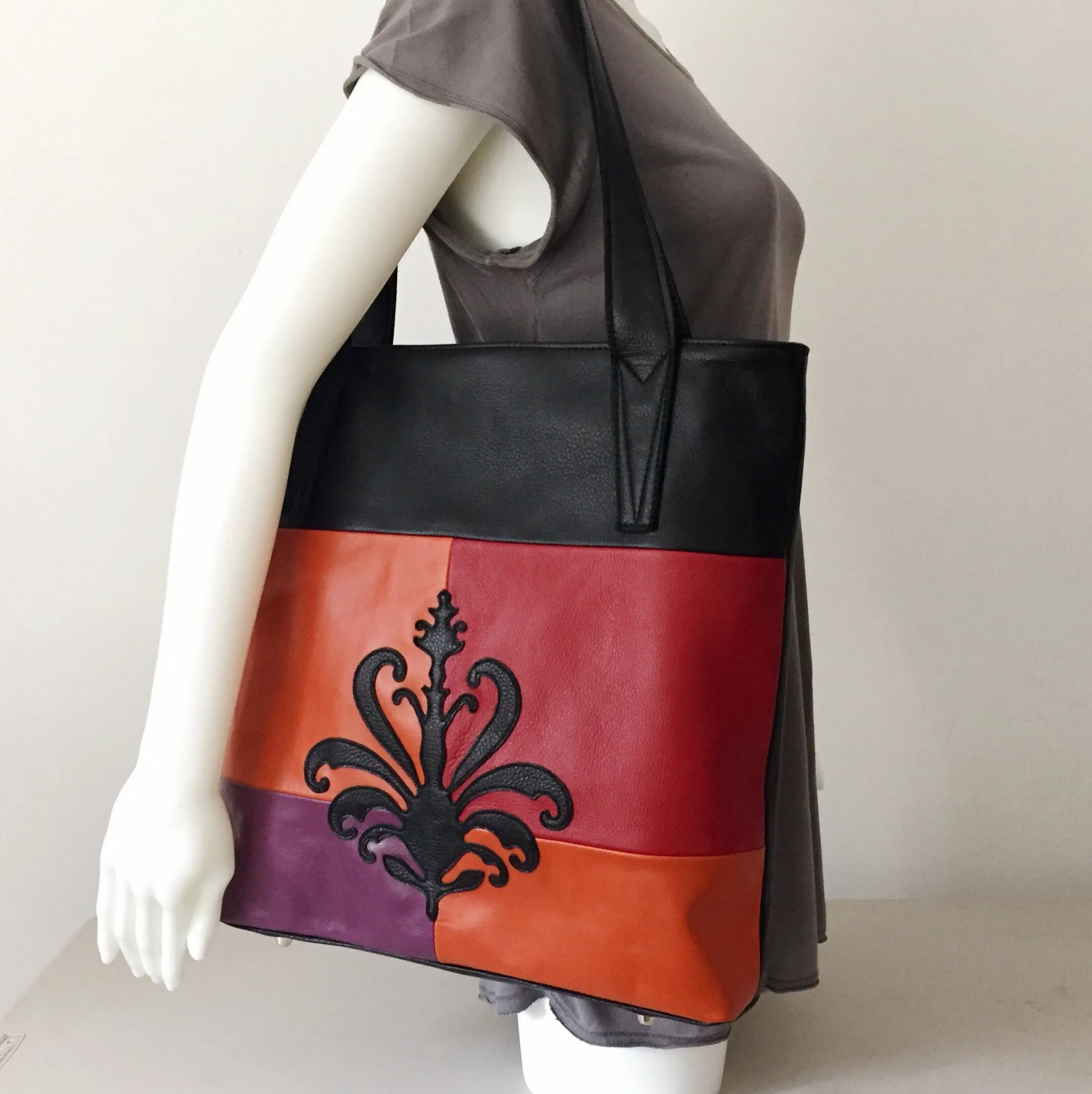 Large Siena Tote Bag - Spacious Genuine Leather Bag With Zippered Closure