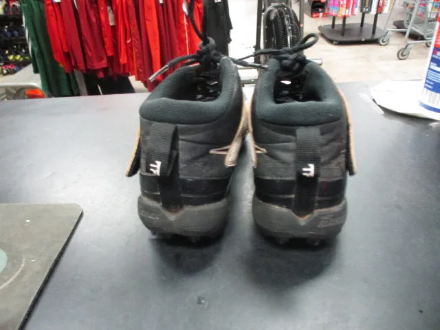 Used Nike Trout Size 8 Baseball Cleats