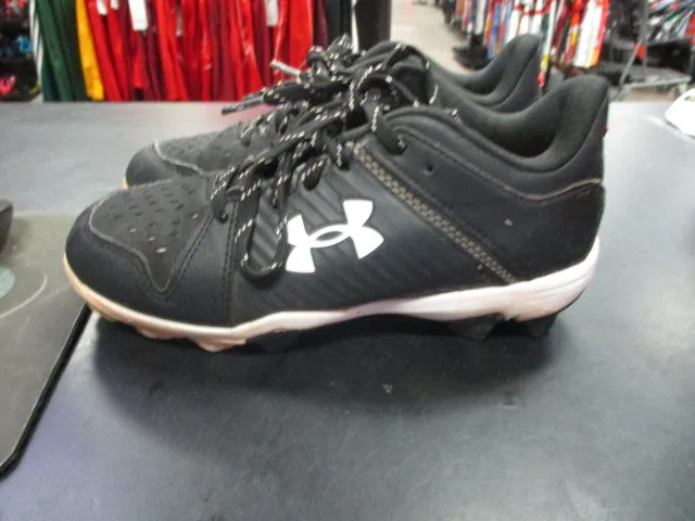 Used Under Armour Leadoff Size Youth 2 Baseball Cleats