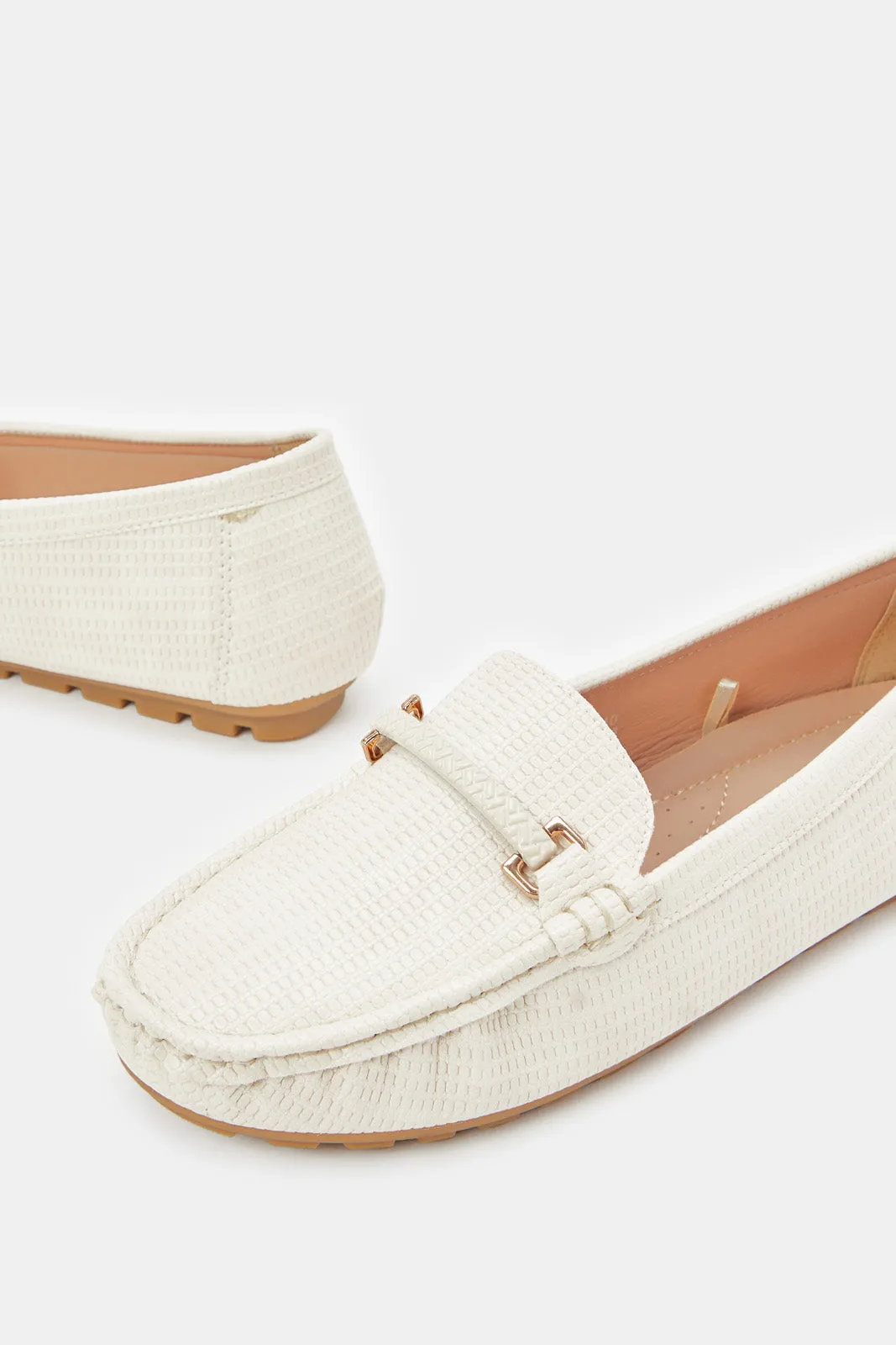 Women Ivory Embellished Moccasin