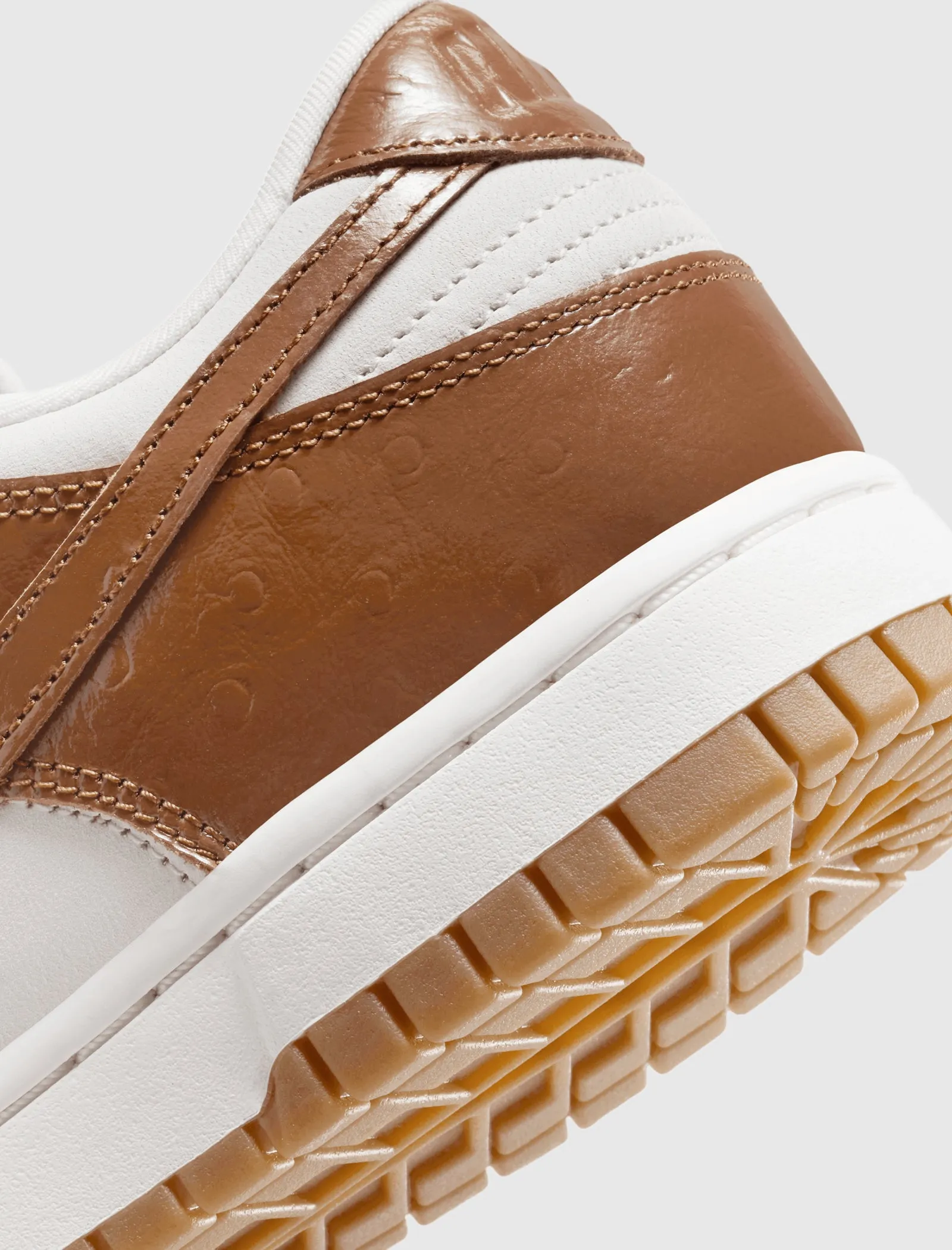 WOMEN'S NIKE DUNK LOW LX "ALE BROWN OSTRICH"